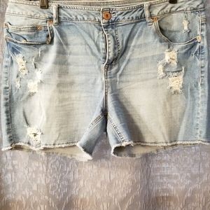 Maurices Cut Off Shorts